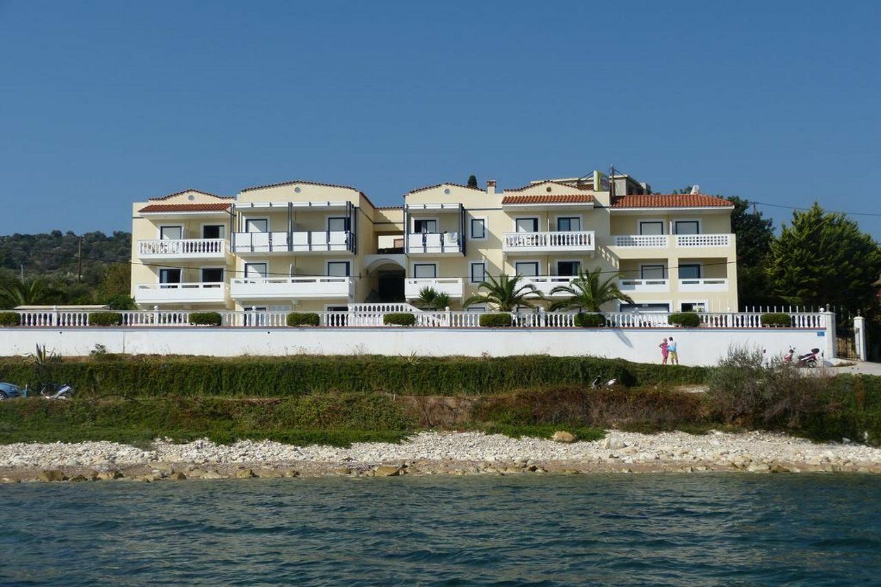 Ostria Seaside Studios And Apartments Katarráktis Buitenkant foto